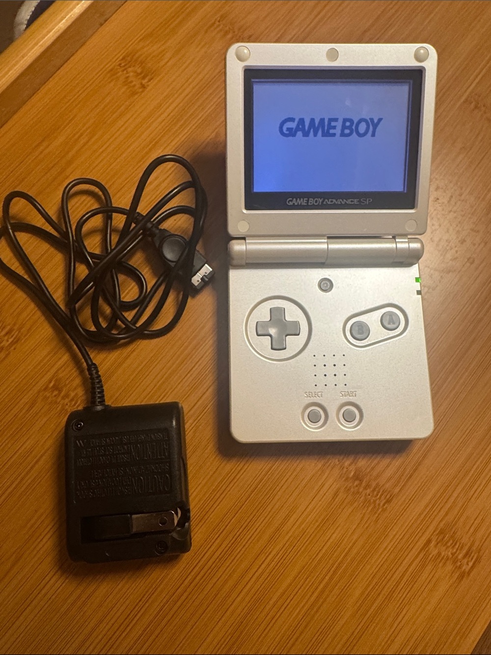 Nintendo Game Boy Advance SP - Rare Pearl White Handheld with Charger